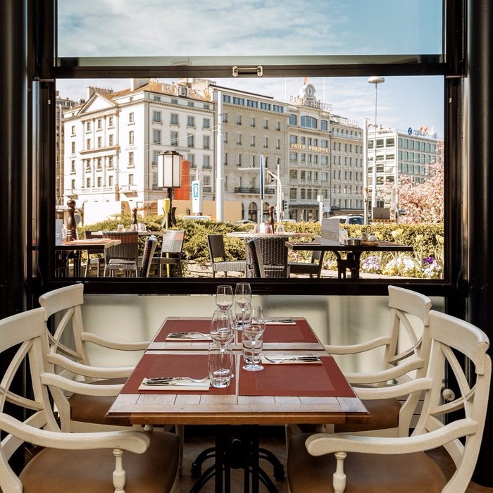 Genève – La Potinière — réalisation Provence & Fils