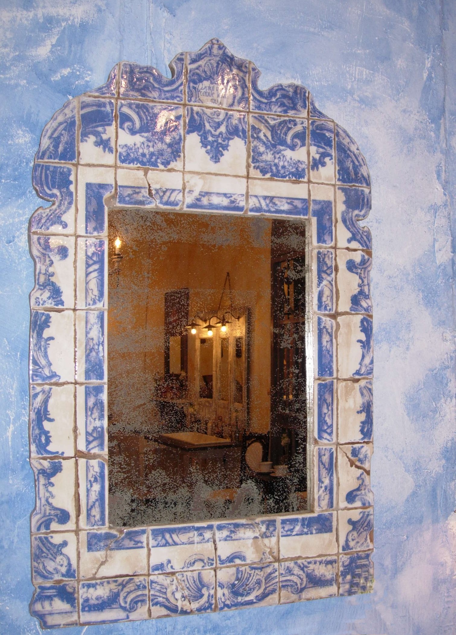 Miroir AZULEJOS / Dimensions H 120*75/ / motifs imitation Azulejos sur Cadre bois_652c5af5ba016.jpeg