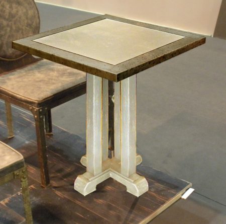 Table SAINT GERMAIN -Plateau bordé de Zinc rembordé Piètement Croix — Long. 70 x Haut. 76 x Prof. 70 cm