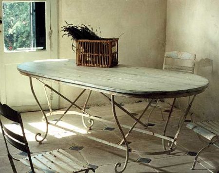 Table Tonnelle Ovale — Long. 210 x Haut. 76 x Prof. 100 cm