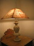 lampe-ananas-abat-jour-imprime-pietement-patine