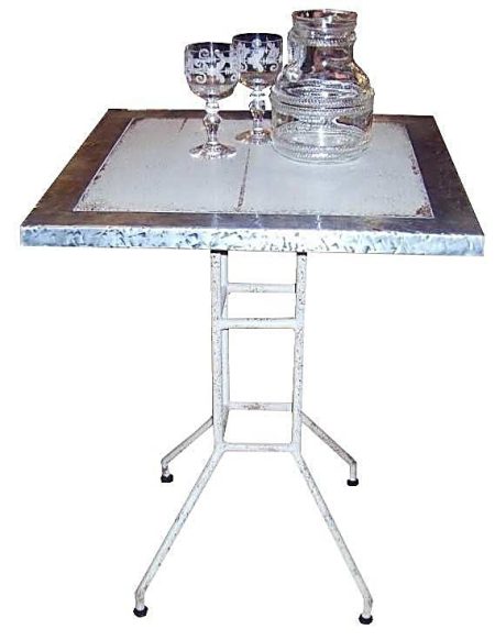 Table LIPP / Plateau Patiné avec Zinc rembordé et piètement Métal tubulaire – autre vue