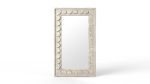 Miroir ECAILLES- Encadrement -1.10 x 0.55 Sapin Massif patiné – photo produit sur fond blanc